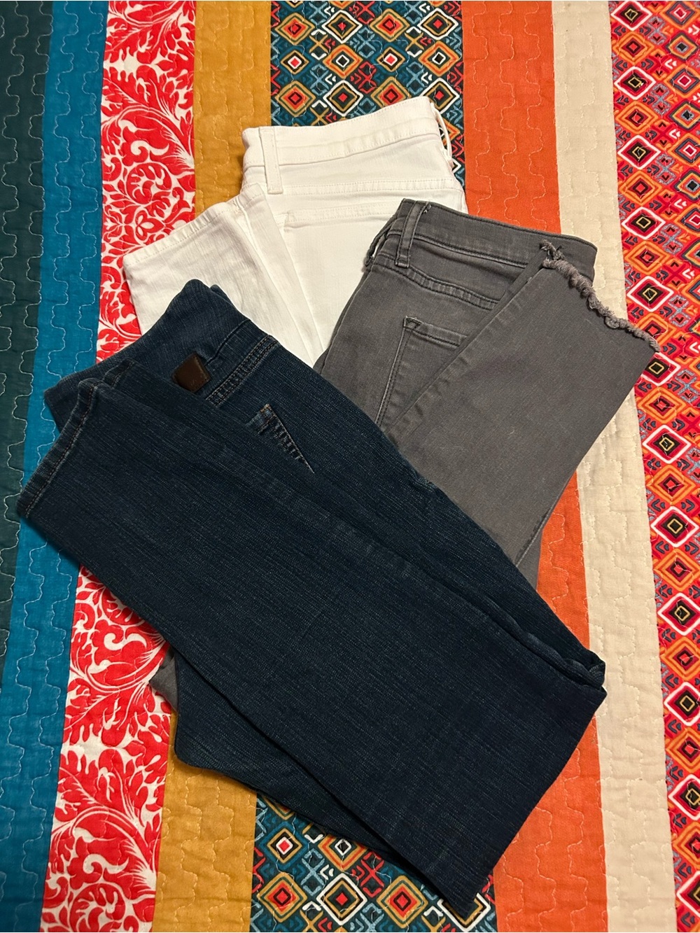 Women’s size 8 Skinny Jeans Trio — Dark Blue, White & Gray